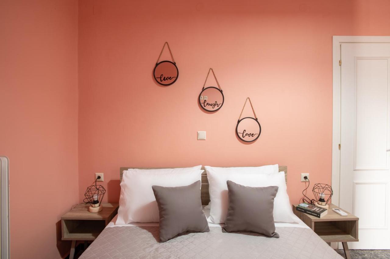 Square Apartment Kambanos Экстерьер фото